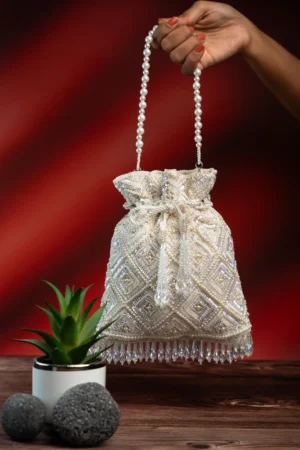 White Modish Potli with Criss-Cross Delicate Pearl Embellishment